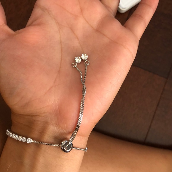 Silver never worn tennis bracelet - Picture 3 of 3